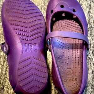 Size 6 Purple Mary Jane Crocs
